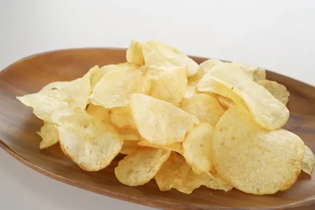 ポテトチップスのスナック菓子